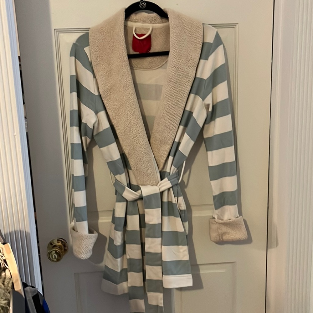 Victoria’s Secret Mini Robe, size small